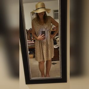 Lightweight, unlined, Tan & White, Woman's Summer Dress - Size L - NWOT